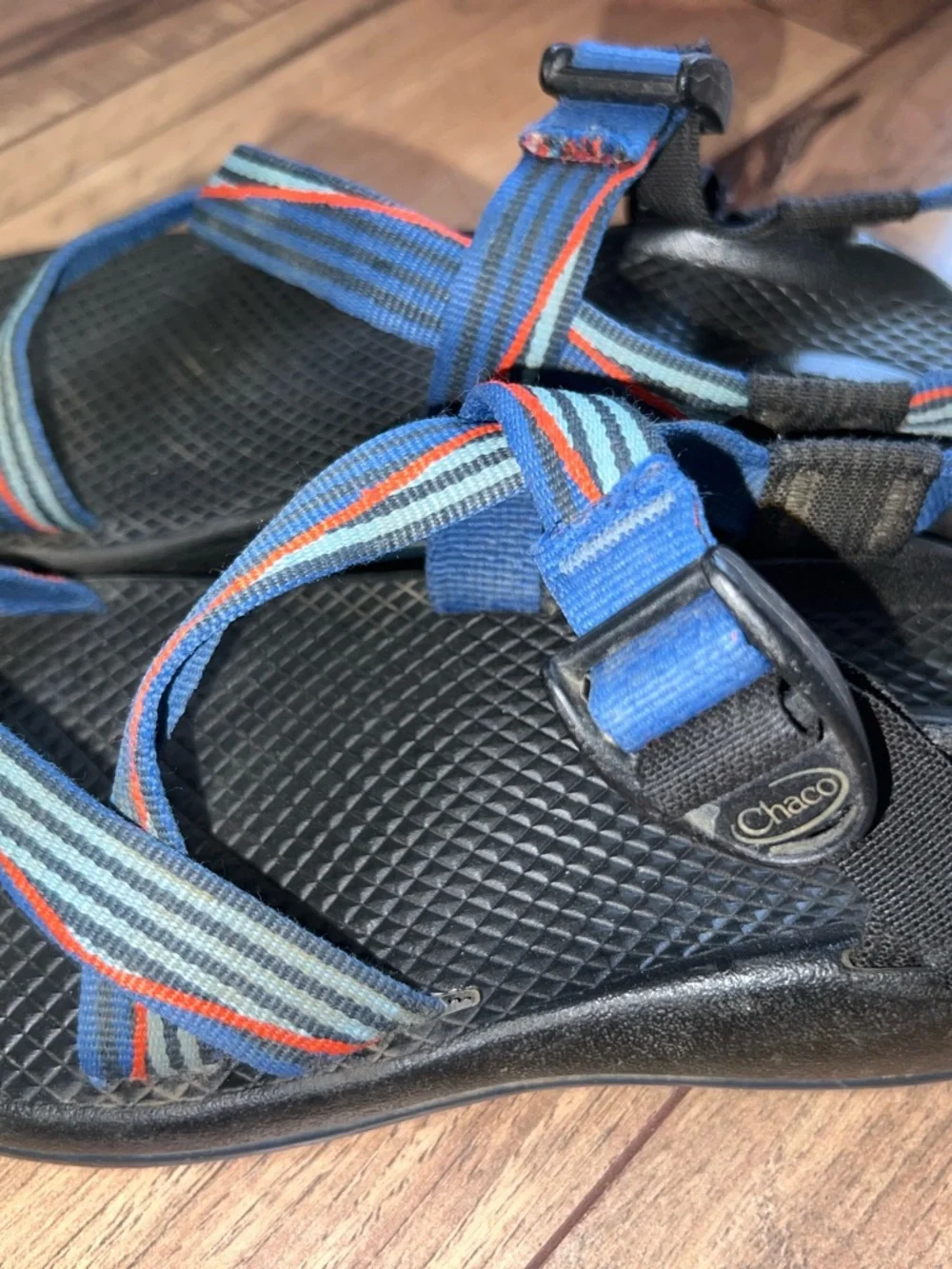 Chaco Kids Z1 EcoTread Sport Sandals Blue Striped Size 4 Big Kid Hiking Shoes